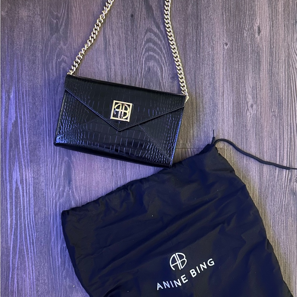ANINE BING WOMENS BLACK EMBOSSED 100% LEATHER ELLY CLUTCH GOLD CHAIN